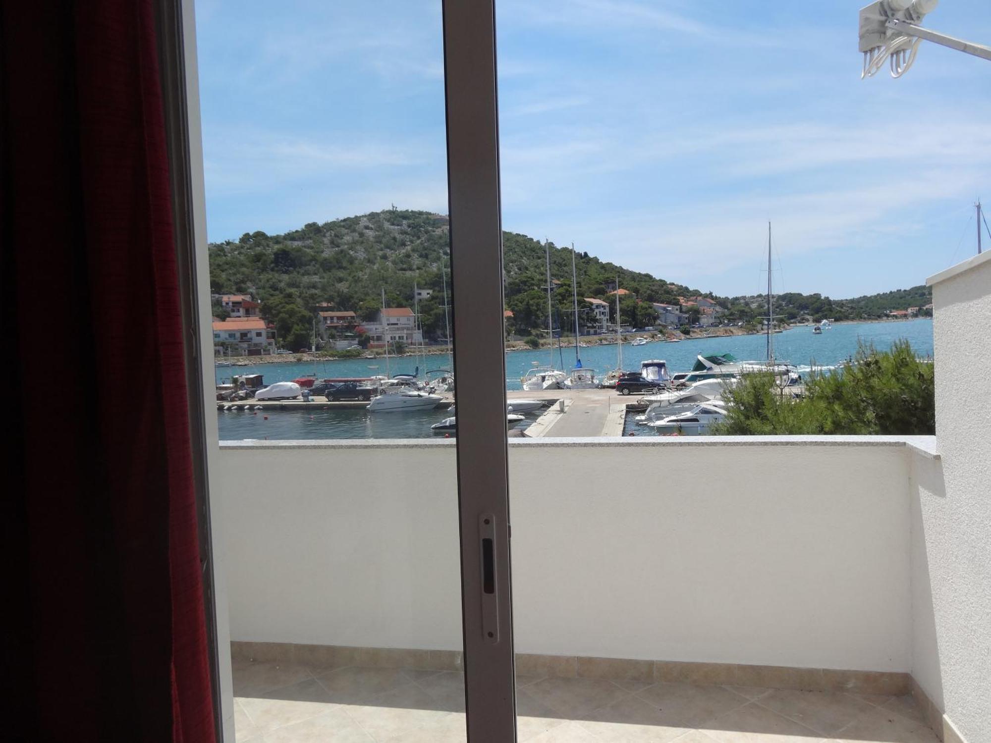 Gina Bed & Breakfast Tisno Quarto foto